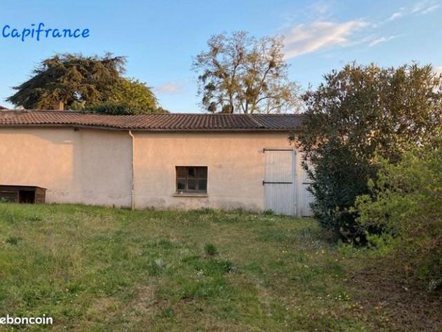 Maison 2 pièces 81 m²