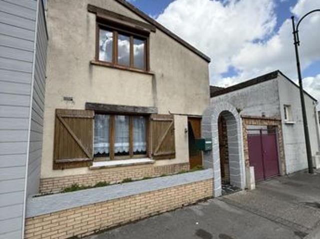 Maison 2 pièces 83 m²