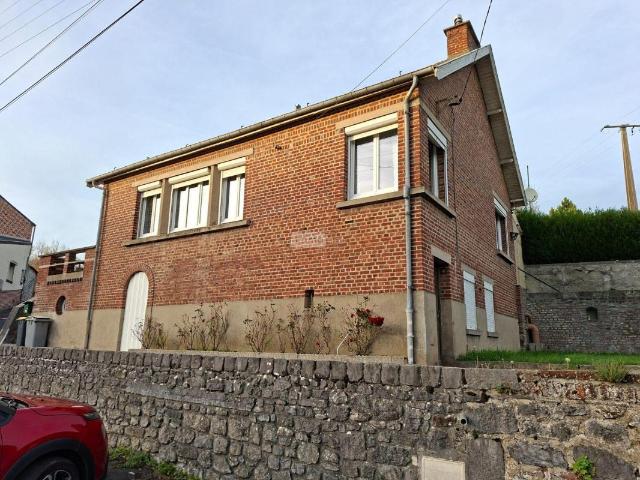 Maison 2 pièces 83 m²