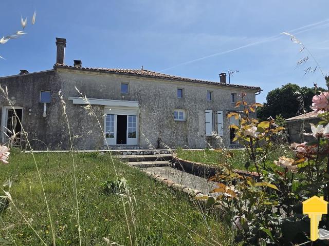 Maison 2 pièces 85 m²