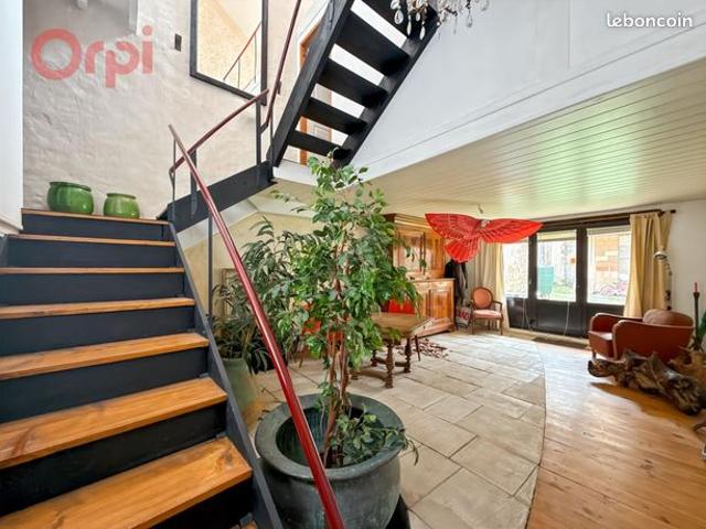 Maison 2 pièces 85 m²