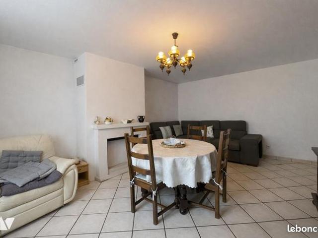 Maison 2 pièces 87 m²