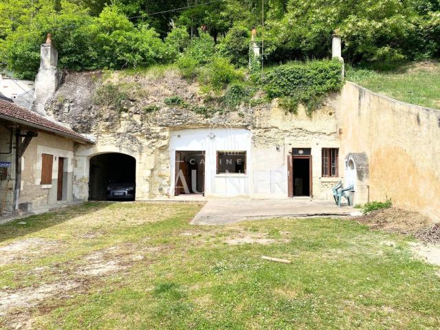 Maison 2 pièces 90 m²