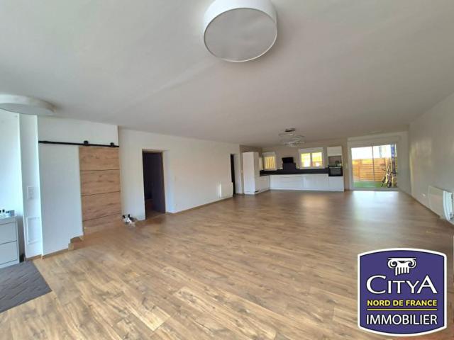 Maison 2 pièces 97 m²