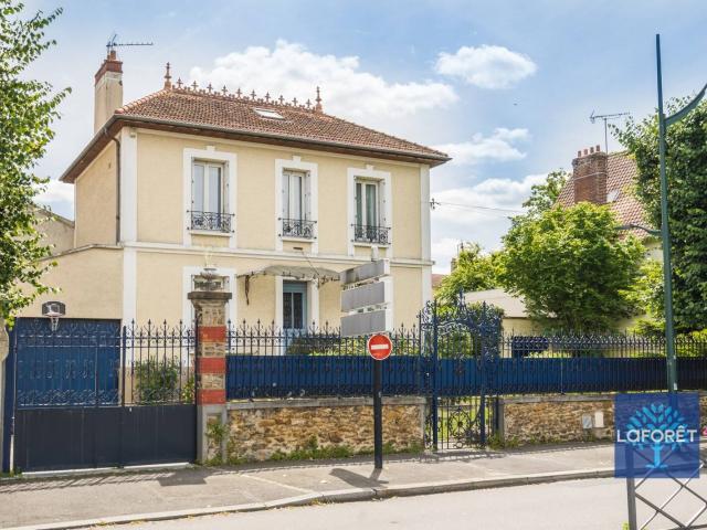 Maison + 2 pièces indépendant Les Pavillons Sous Bois 6 pièce