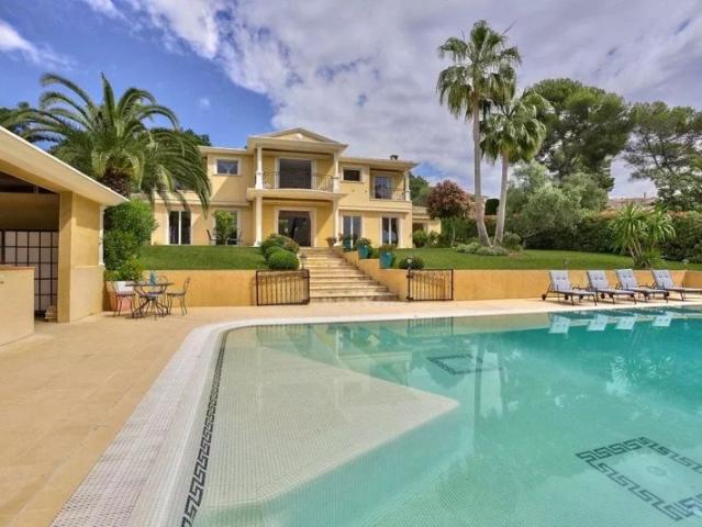 Maison 2ème étage 350 m2