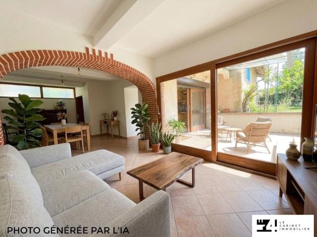 Maison 304.8m ² 305m² Le Plan