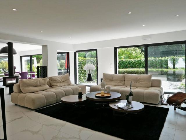 Maison 305 m2 Plescop