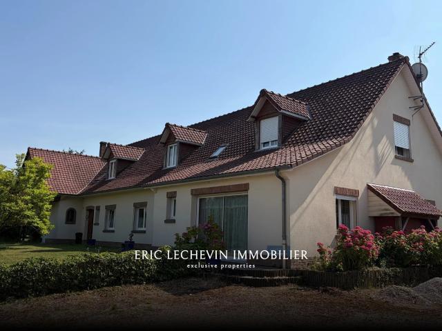 Maison 305 m²