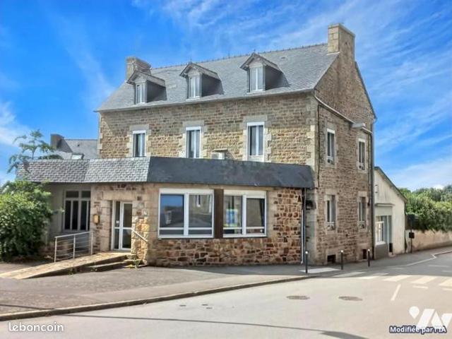 Maison 305 m² LANDEHEN