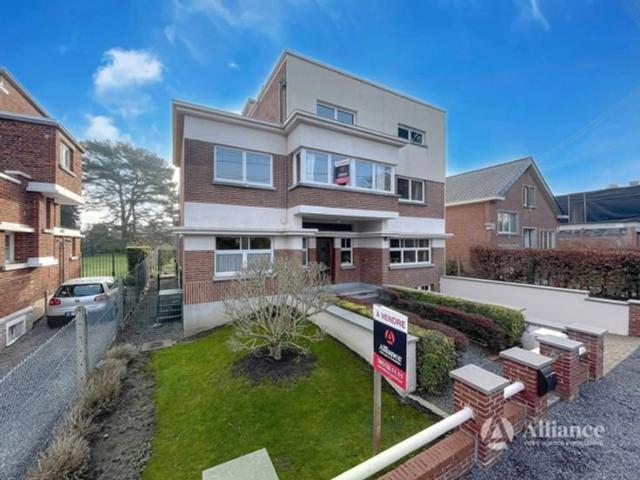 Maison 300 m² 5 Ch à vendre à Mons Hyon