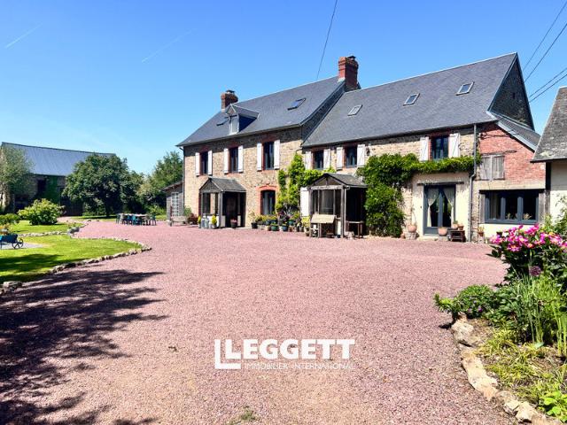 Maison 300 m²