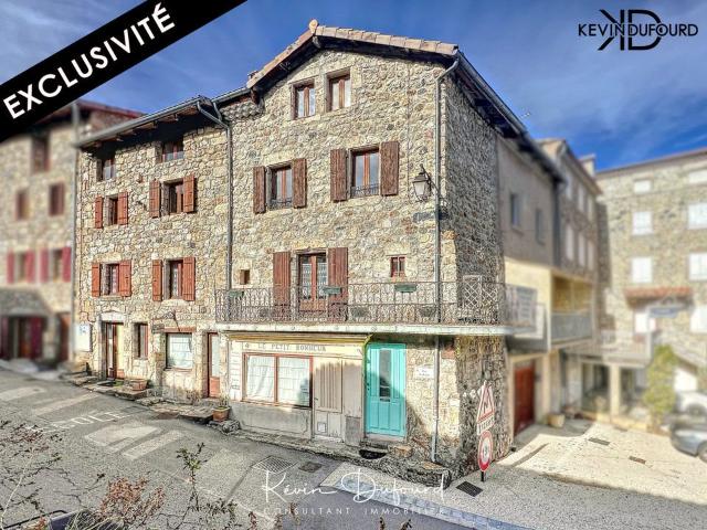 Maison 300 m² sur un terrain de 154 m² à Burzet 300m² Burzet