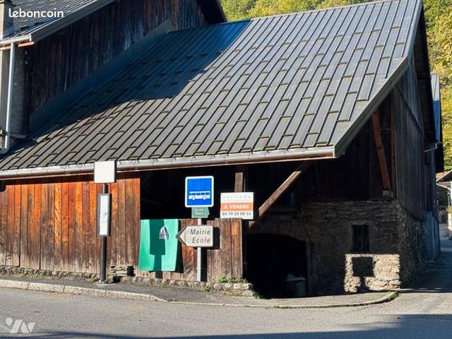 Maison 300 m² ROGNAIX