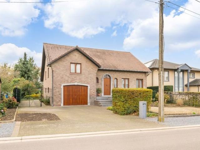 Maison 303 m² 4 Ch à vendre à Hoeselt