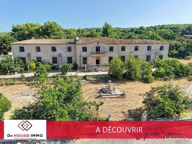 Maison 30 pièces 1200 m²