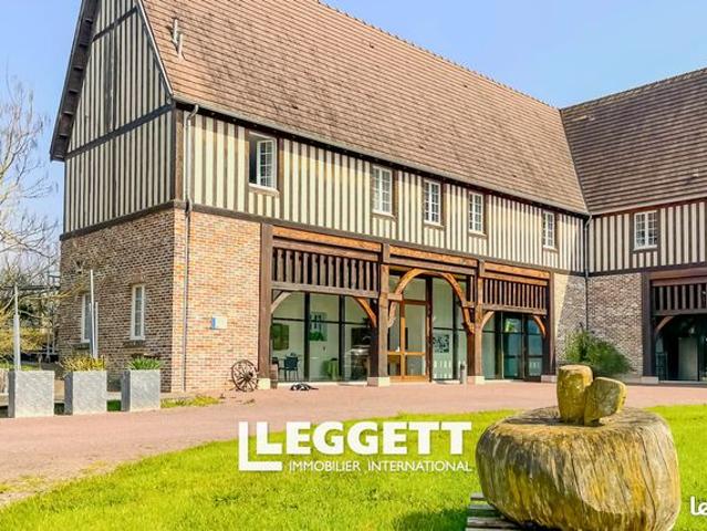 Maison 30 pièces 350 m²