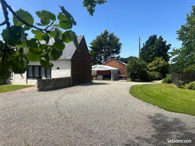 Maison 30 pièces 671 m²