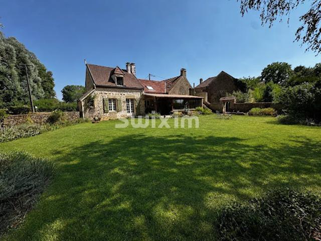 Maison avec jardin et terrasse