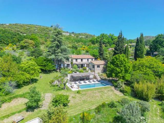 Maison 317 m2 GORDES