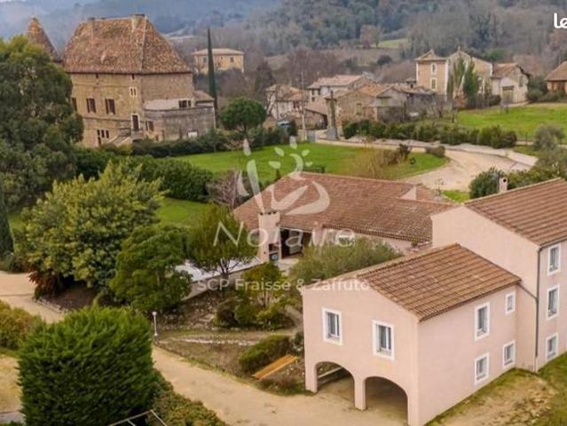 Maison 310 m² ST LAURENT DU PAPE
