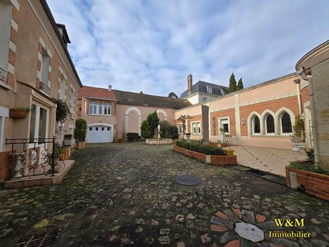 Maison 312 m2 10 pièces