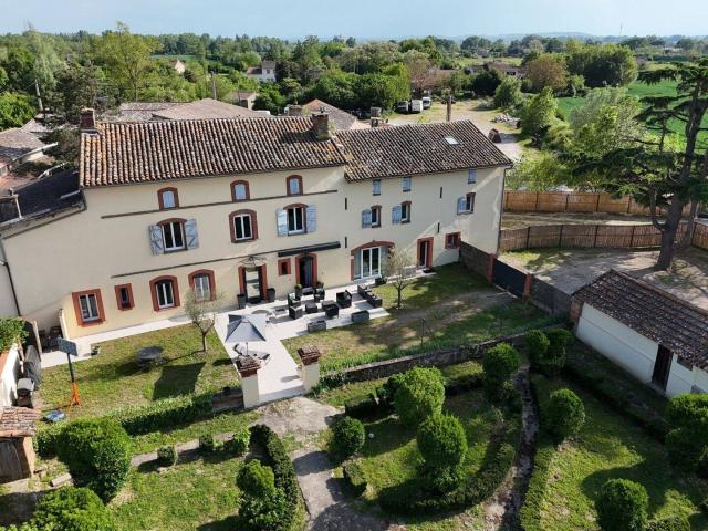 Maison 321 m2 Clermont le Fort