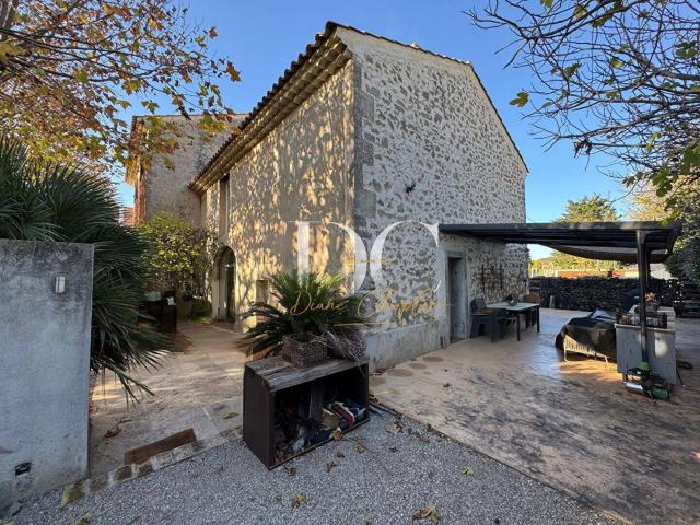 Maison 322 m2 Caumont sur Durance