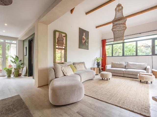 Maison avec jardin et terrasse