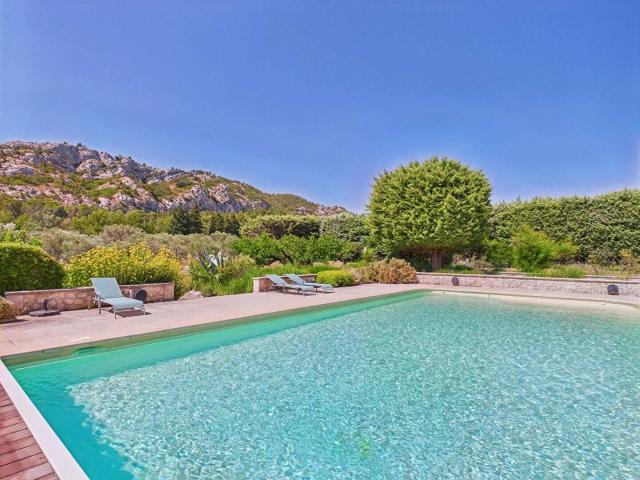 Maison 330 m2 Mouriès