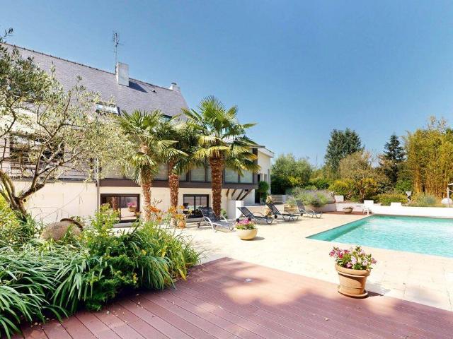 Maison 330 m2 Orgères