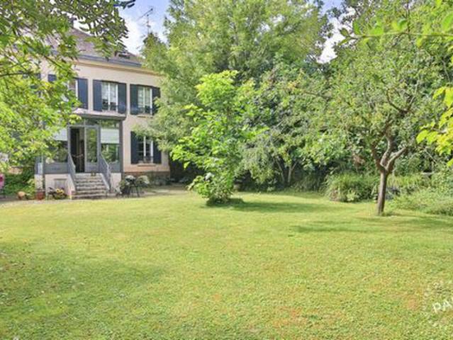 Maison 330 m2 ESBLY