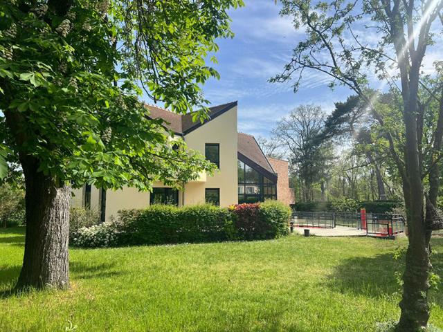 Maison 330 m2 9 pièces