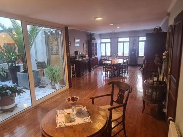 Maison 13 pièces 385 m²