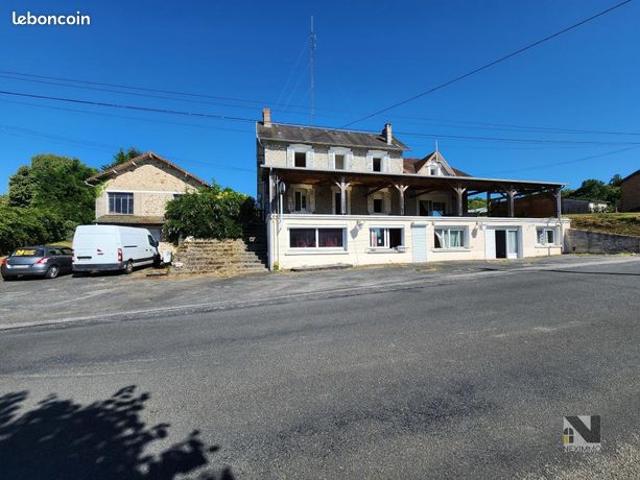 Maison 346 m² Ladignac Le Long