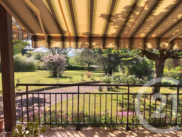 Maison avec jardin et terrasse