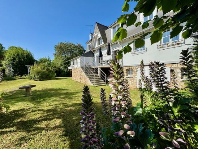 Maison 348 m2 10 pièces
