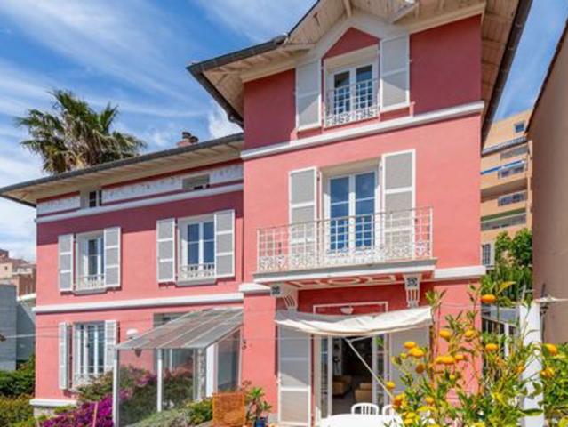 Maison 340 m2 CAP D AIL