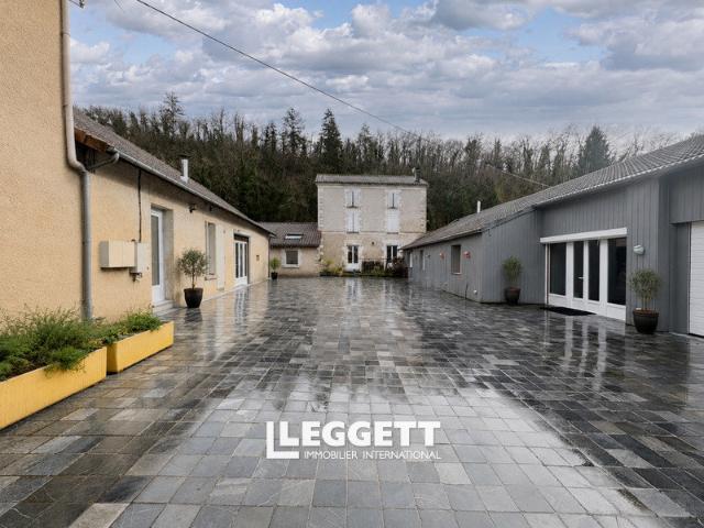 Maison 34 pièces 598 m²