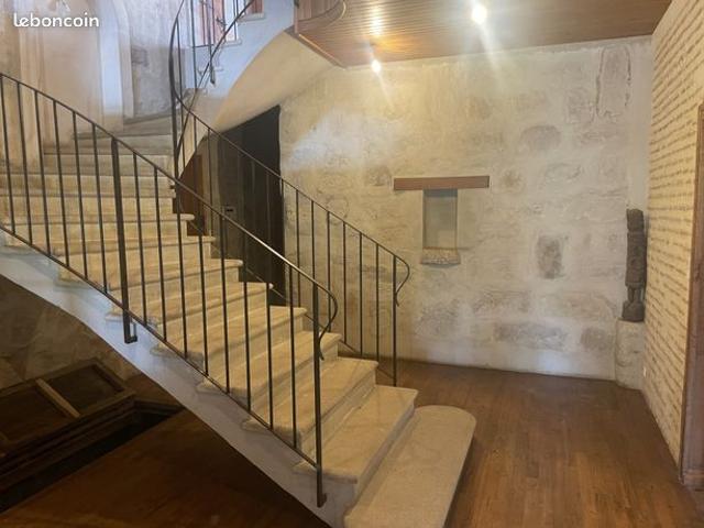Maison 355 m² Tonneins