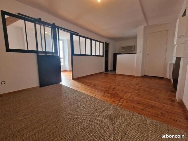 Maison 35 pièces 850 m²