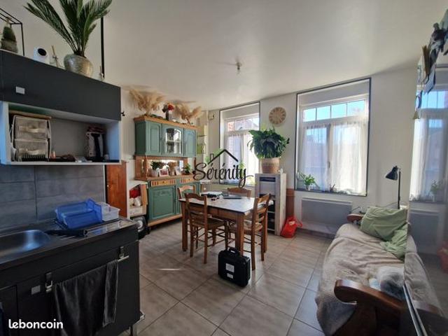 Maison 1 pièce 365 m²