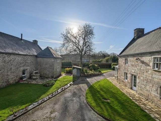 Maison 360 m2 scaer