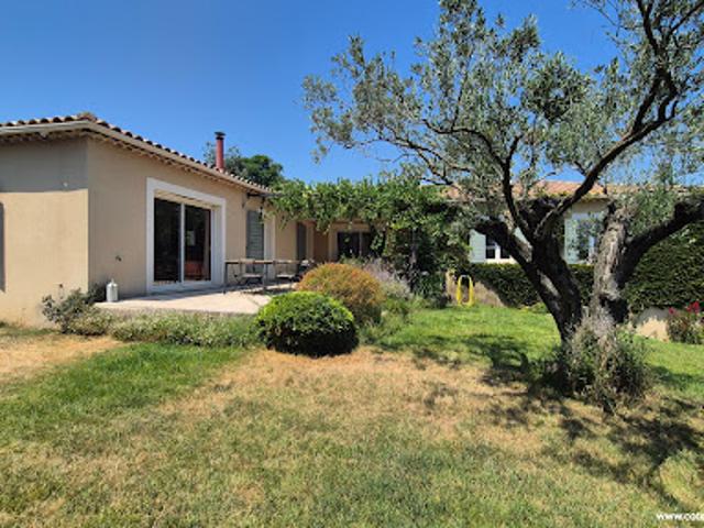 Maison avec jardin et terrasse