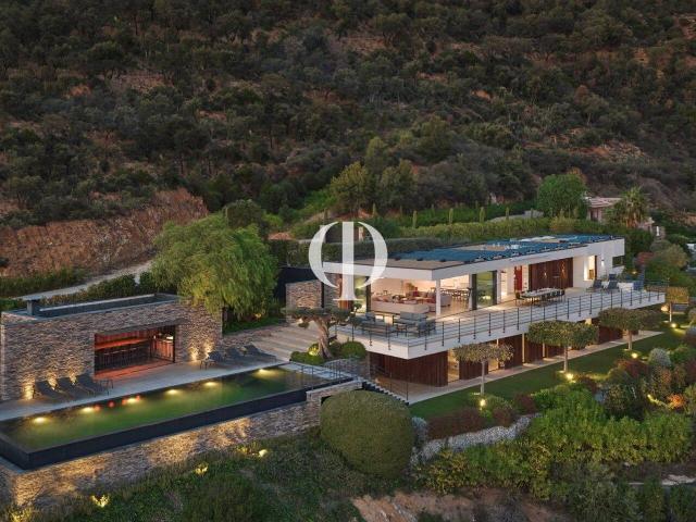 Maison 376 m2 Grimaud