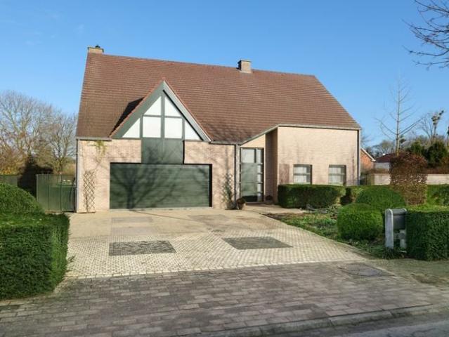 Maison 373 m² 4 Ch à vendre à Riemst