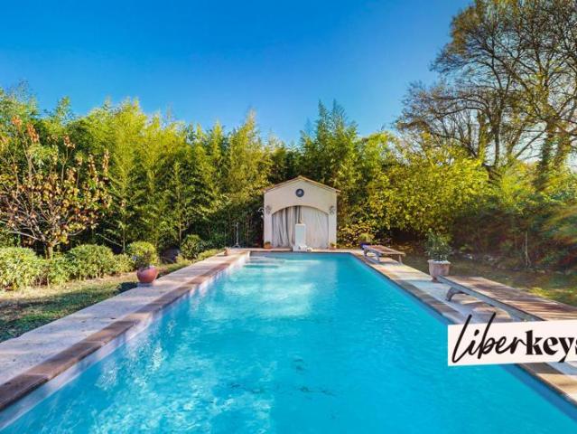 Maison 380 m2 6 pièces