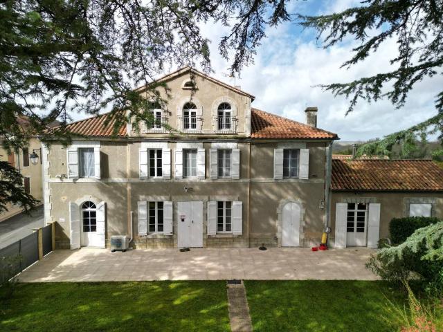 Maison 394 m2 Castelnau d'Auzan