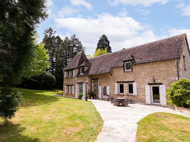 Maison avec jardin et terrasse