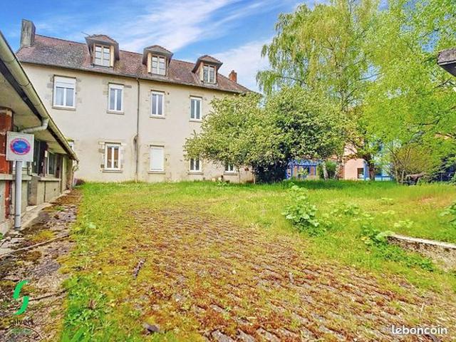 Maison 39 pièces 1 186 m²